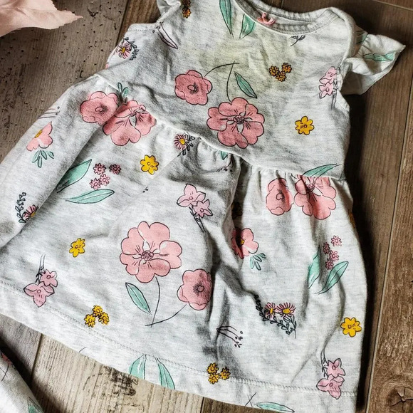Carter's Floral Baby Girl Dress Bundle - NB and 3M - Picture 8 of 10